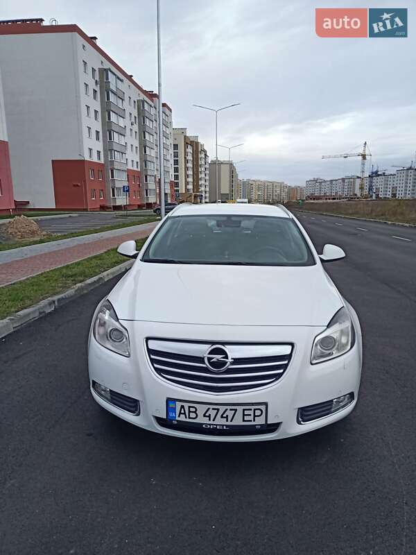 Универсал Opel Insignia 2013 в Виннице