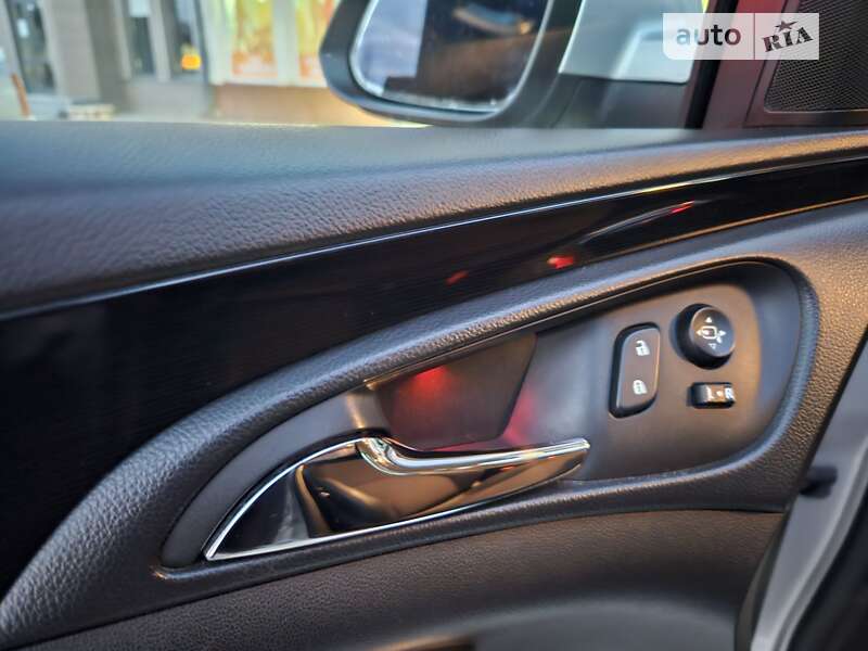 Універсал Opel Insignia 2014 в Львові
