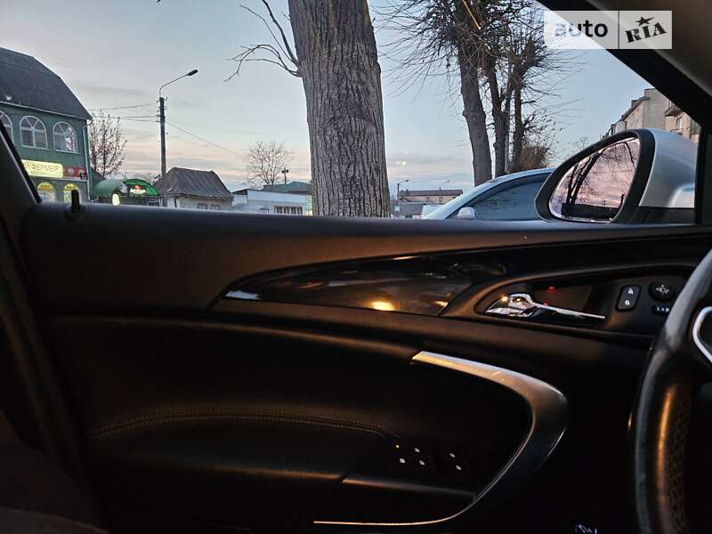 Універсал Opel Insignia 2014 в Львові