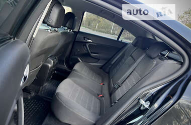 Ліфтбек Opel Insignia 2013 в 