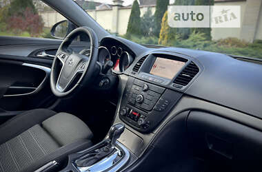 Ліфтбек Opel Insignia 2013 в 