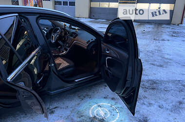 Універсал Opel Insignia 2010 в 