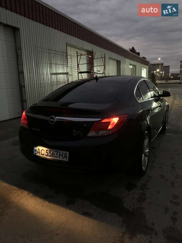 Ліфтбек Opel Insignia 2011 в Нетішині