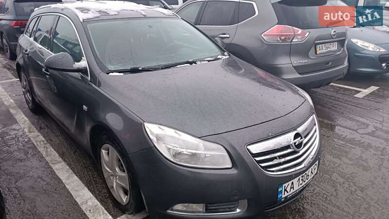 Универсал Opel Insignia 2011 в Киеве