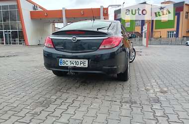 Седан Opel Insignia 2011 в Черновцах