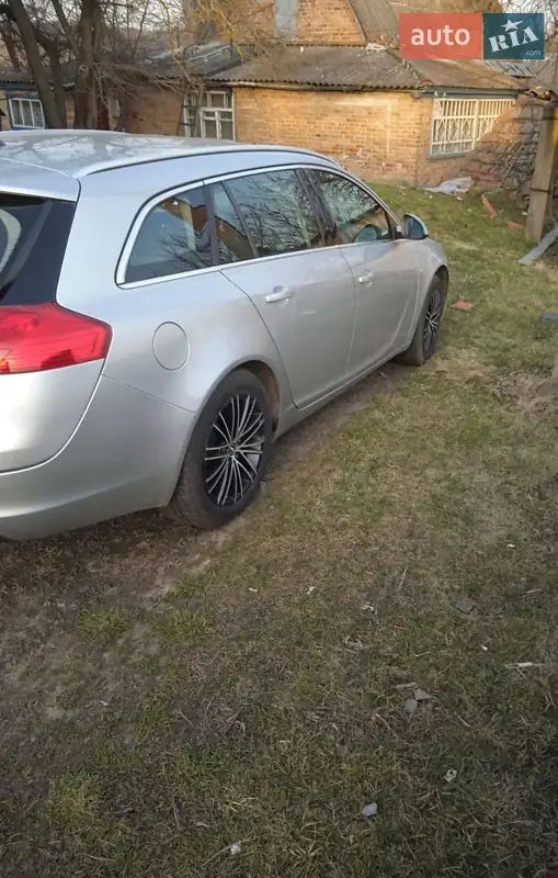Универсал Opel Insignia 2009 в 