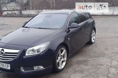 Універсал Opel Insignia 2012 в Звягелі