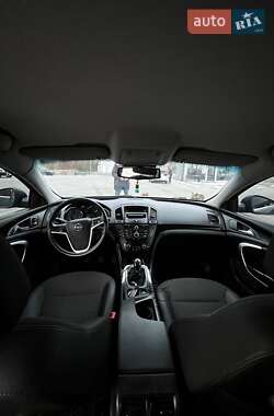 Лифтбек Opel Insignia 2010 в 