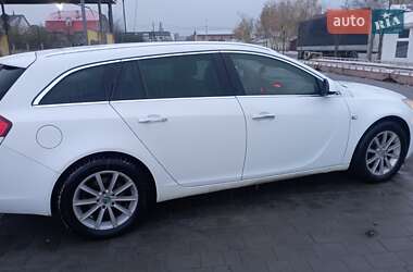 Универсал Opel Insignia 2011 в Виноградове