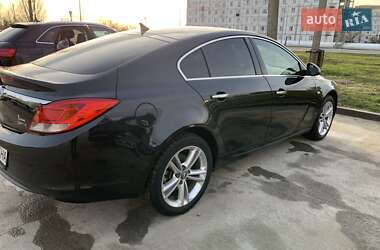 Лифтбек Opel Insignia 2011 в Нетешине