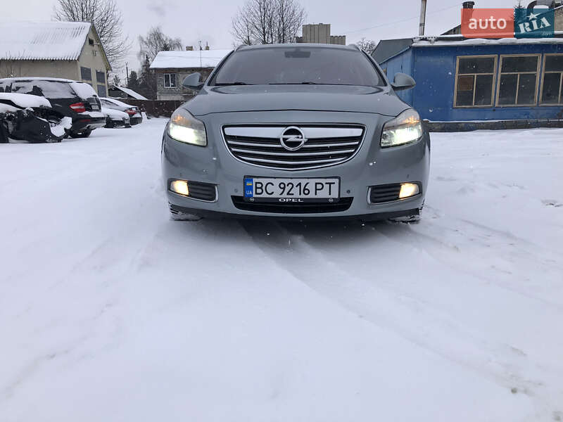 Універсал Opel Insignia 2011 в Львові