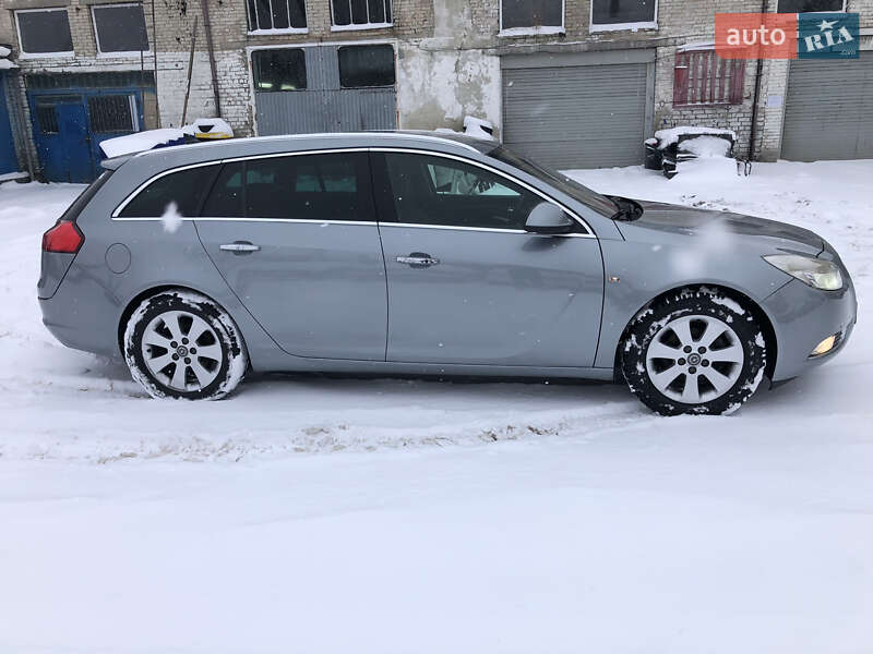 Універсал Opel Insignia 2011 в Львові