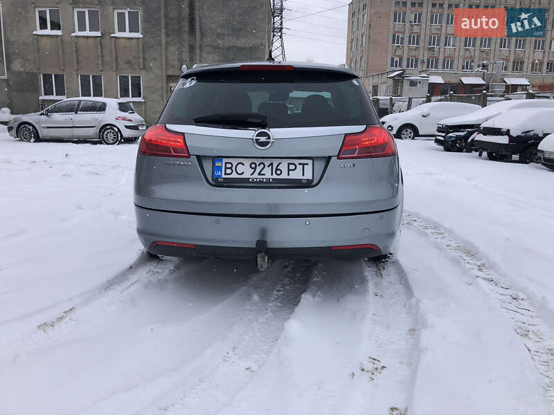 Універсал Opel Insignia 2011 в Львові