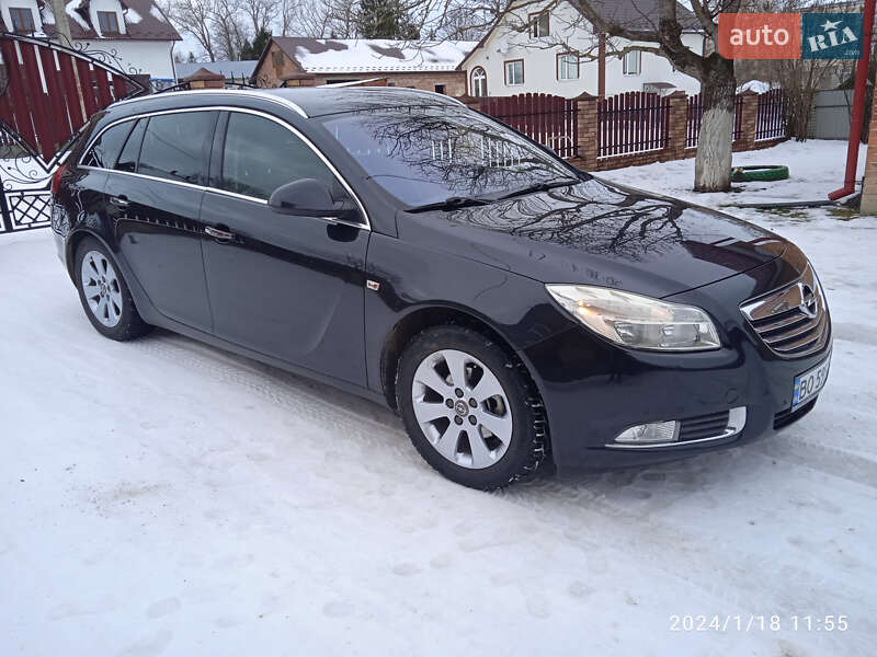 Універсал Opel Insignia 2012 в Монастириській