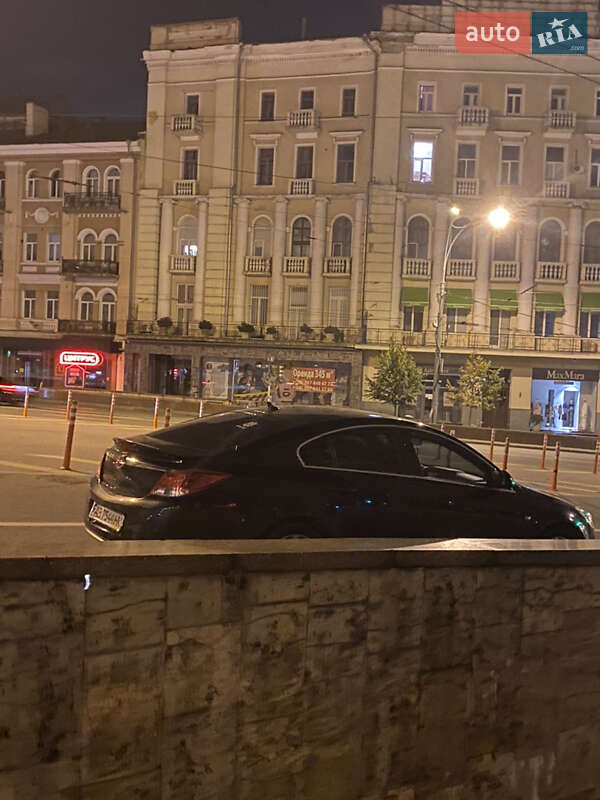 Ліфтбек Opel Insignia 2011 в Ямполі