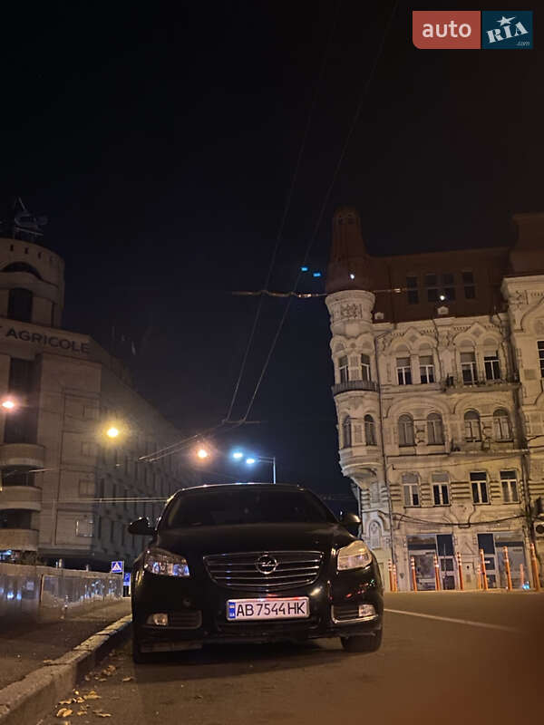 Ліфтбек Opel Insignia 2011 в Ямполі
