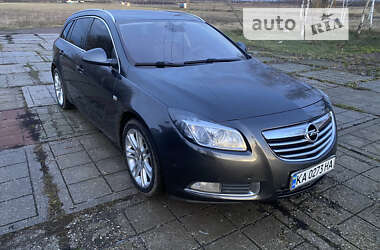 Универсал Opel Insignia 2011 в Бершади