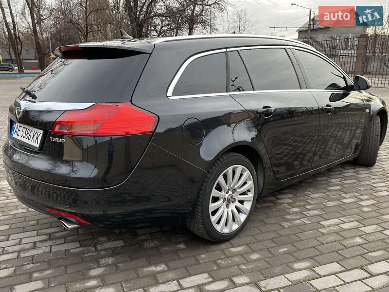 Універсал Opel Insignia 2010 в Кам'янському
