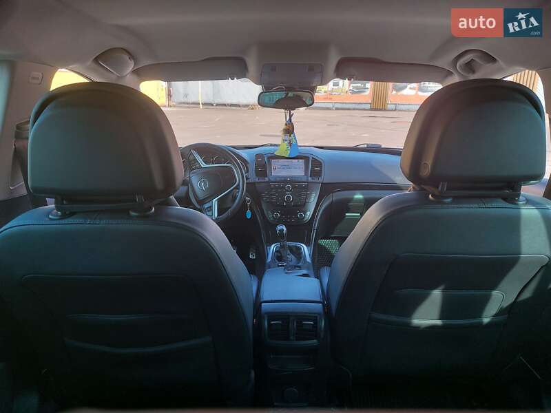 Універсал Opel Insignia 2010 в Житомирі