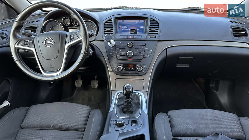 Універсал Opel Insignia 2009 в Дніпрі