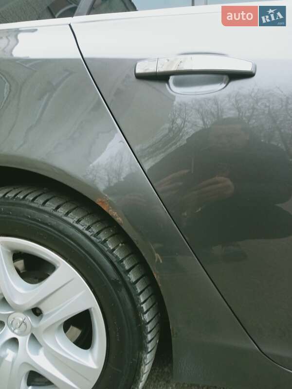 Універсал Opel Insignia 2010 в Львові