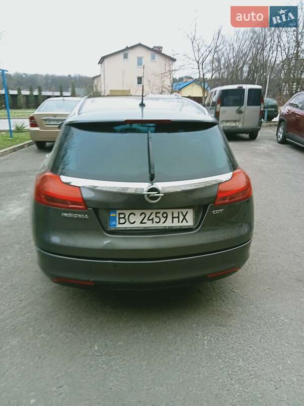 Універсал Opel Insignia 2010 в Львові