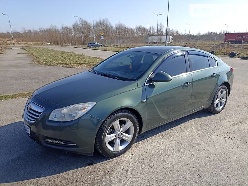 Лифтбек Opel Insignia 2009 в Львове