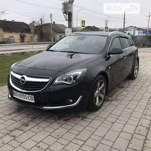 Универсал Opel Insignia 2015 в Бережанах