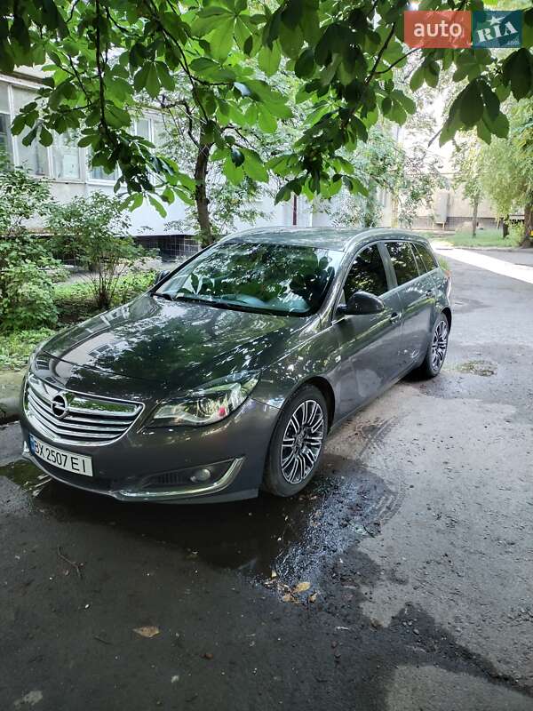 Универсал Opel Insignia 2014 в Хмельницком