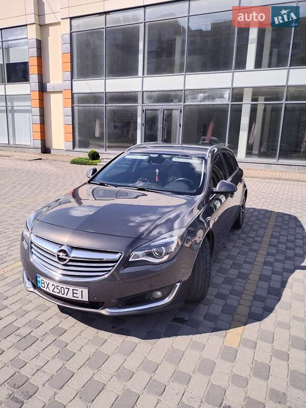 Универсал Opel Insignia 2014 в Хмельницком