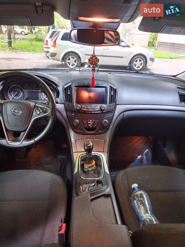 Универсал Opel Insignia 2014 в Хмельницком