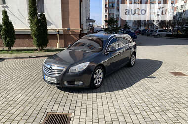 Универсал Opel Insignia 2013 в Ивано-Франковске