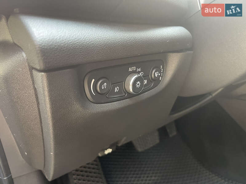 Універсал Opel Insignia 2017 в Луцьку