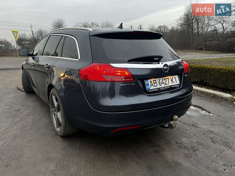 Універсал Opel Insignia 2009 в Гайсину