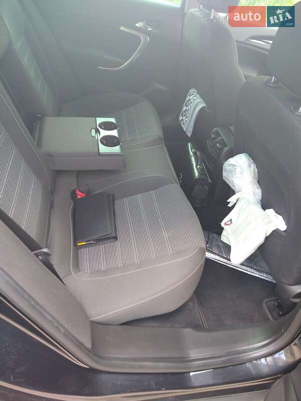 Универсал Opel Insignia 2013 в Ивановке