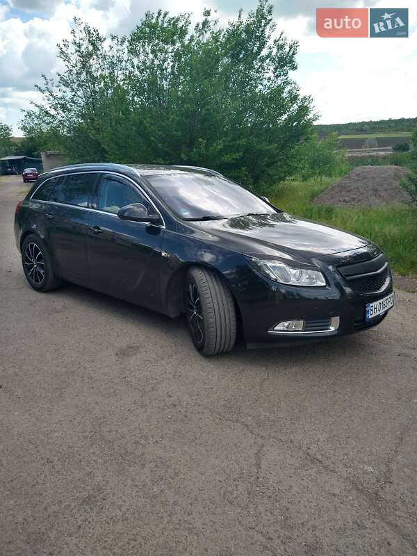 Универсал Opel Insignia 2013 в Ивановке