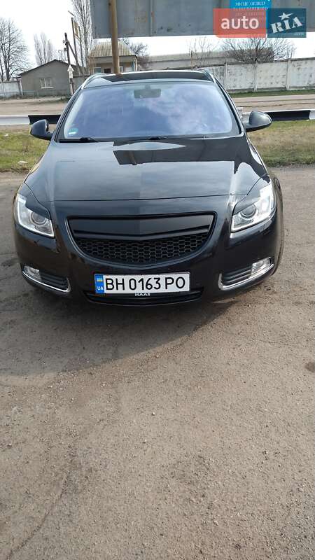 Универсал Opel Insignia 2013 в Ивановке