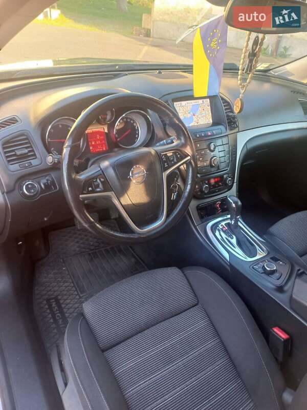 Универсал Opel Insignia 2013 в Николаеве