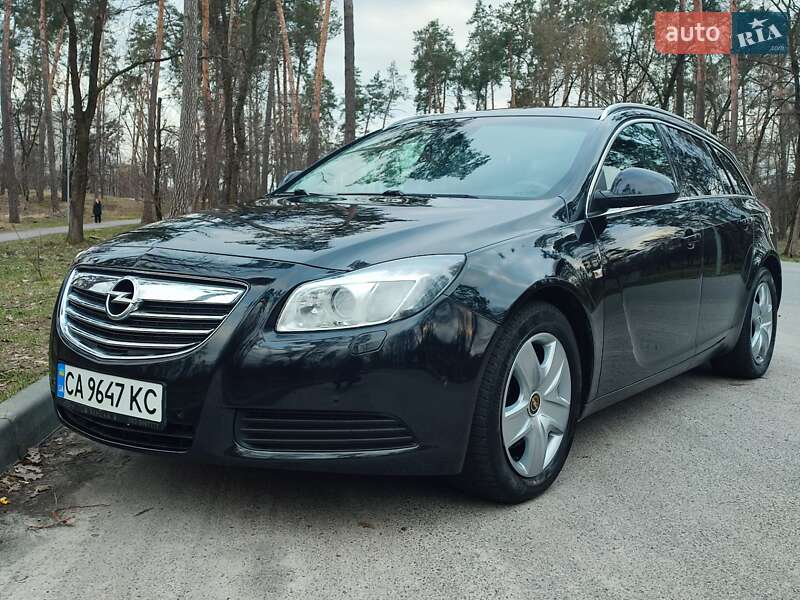 Универсал Opel Insignia 2010 в Черкассах