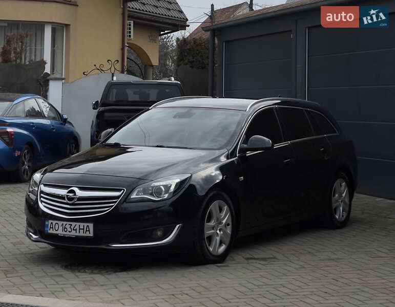 Універсал Opel Insignia 2013 в Мукачевому