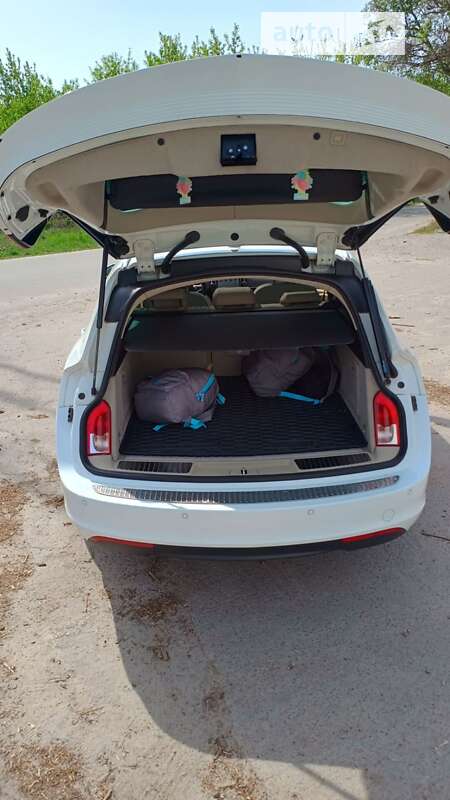 Универсал Opel Insignia 2013 в Киеве