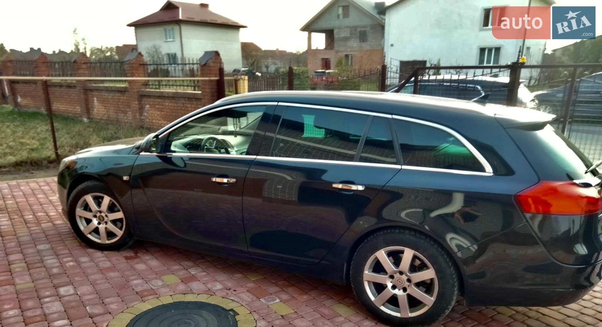 2011 Opel Insignia - мініатюра 2