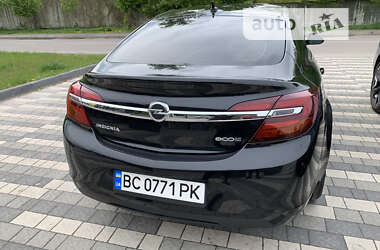 Лифтбек Opel Insignia 2014 в Львове