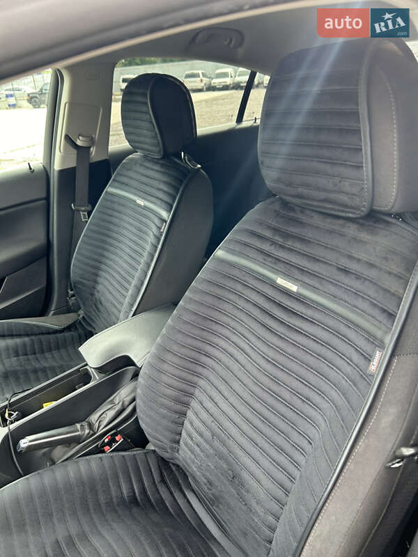 Универсал Opel Insignia 2012 в Черкассах