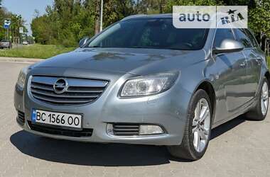 Универсал Opel Insignia 2011 в Львове