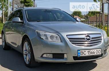 Универсал Opel Insignia 2011 в Львове