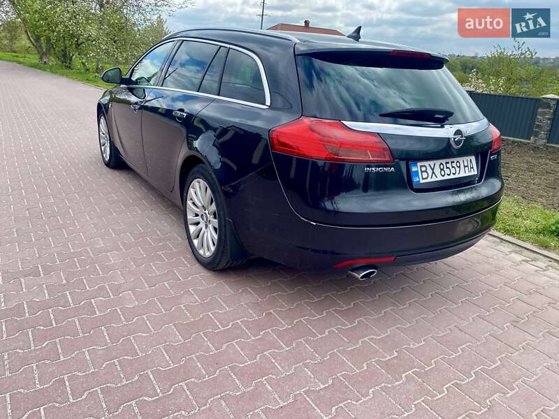 Універсал Opel Insignia 2010 в Хмельницькому