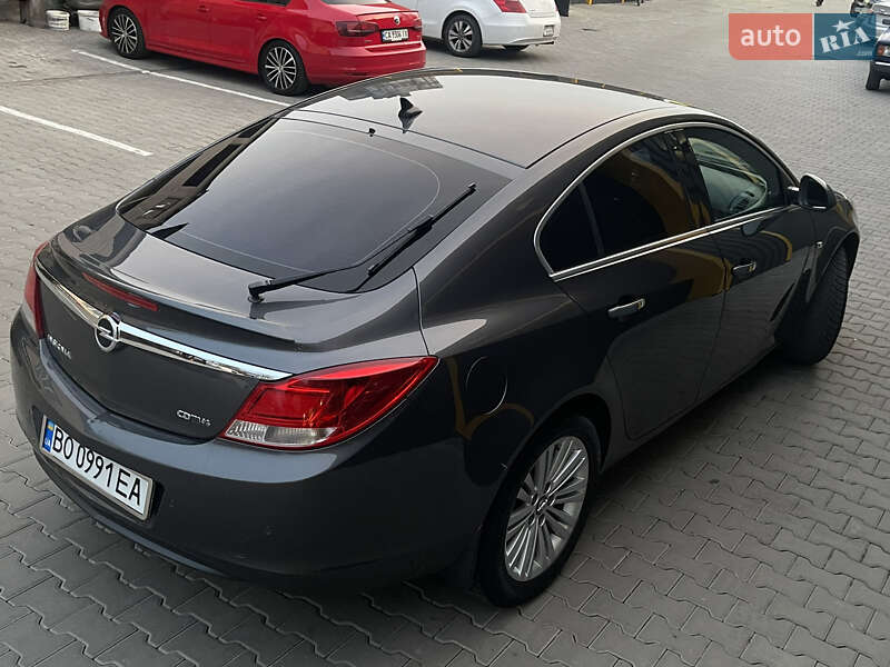 Седан Opel Insignia 2012 в Киеве