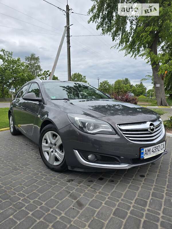 Универсал Opel Insignia 2014 в Коростене