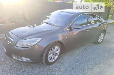 Лифтбек Opel Insignia 2012 в Житомире